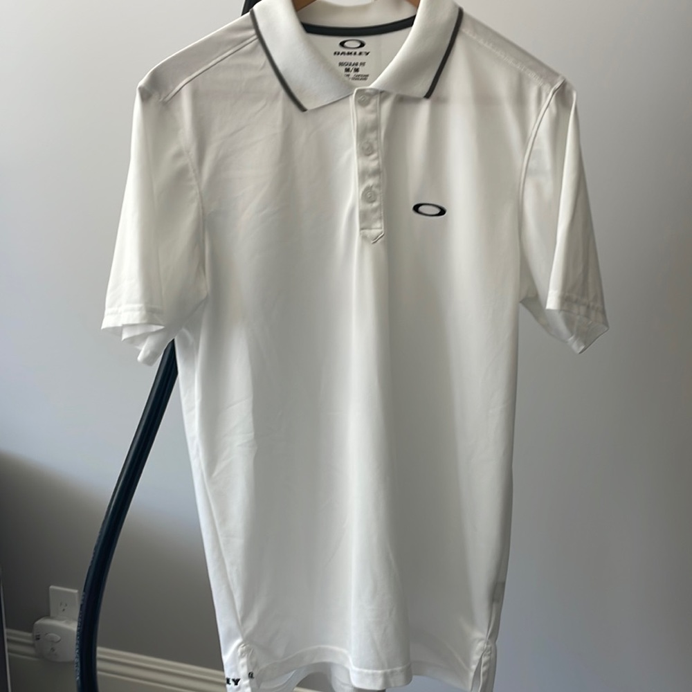 Oakley regular fit golf shirt